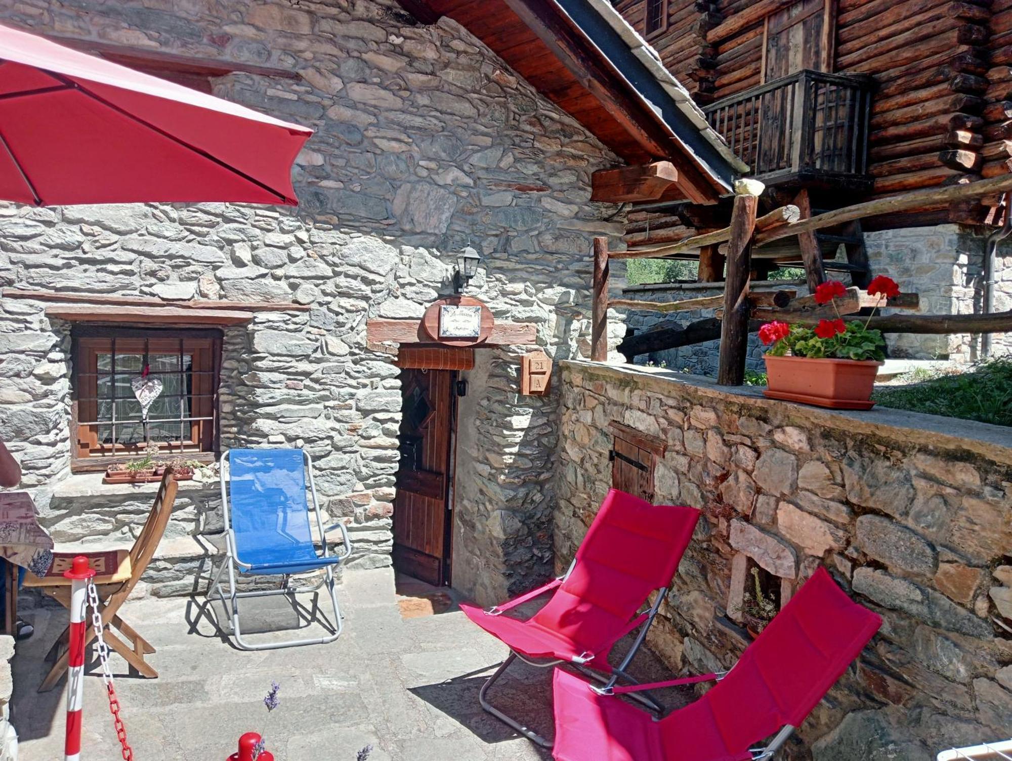 Home Sweet Home Antey-Saint-Andre Exterior photo